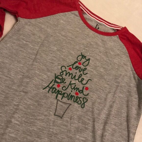ED Ellen DeGeneres Christmas Tree Tee - Sz L 10/12 - Picture 1 of 6